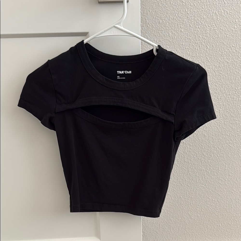 TNA Black Short Sleeve Cut-Out Crop Tee